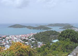 Foto fra Mafolie Hill over Charlotte Amalie samt Hassel og Water Island, juni 2003